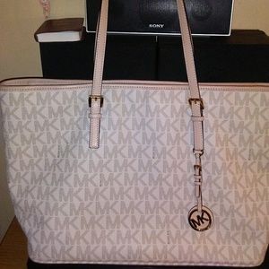 Michael kors tote bag